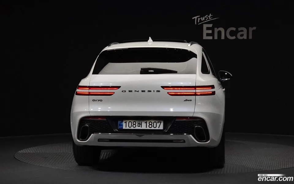 Genesis GV70 2.5T AWD 2023 — миниатюра 4