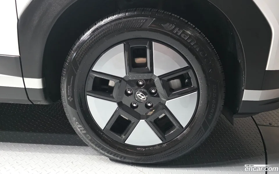 Hyundai SantaFe HEV 1.6 2WD 2024 — миниатюра 2