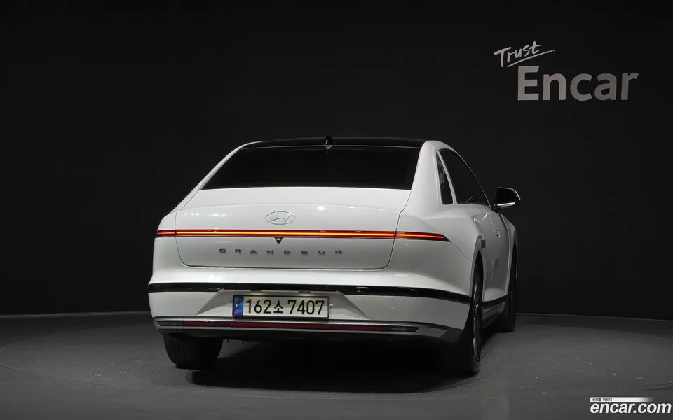 Hyundai Grandeur 2.5 2WD 2023 — миниатюра 4