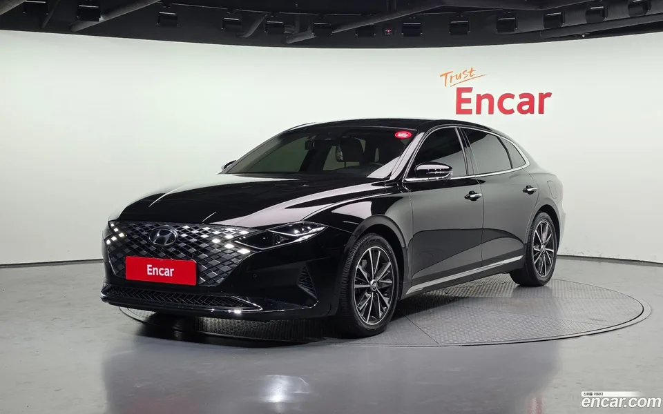Hyundai Grandeur IG 2.5 2022 — фото 1, купить с доставкой в Москву