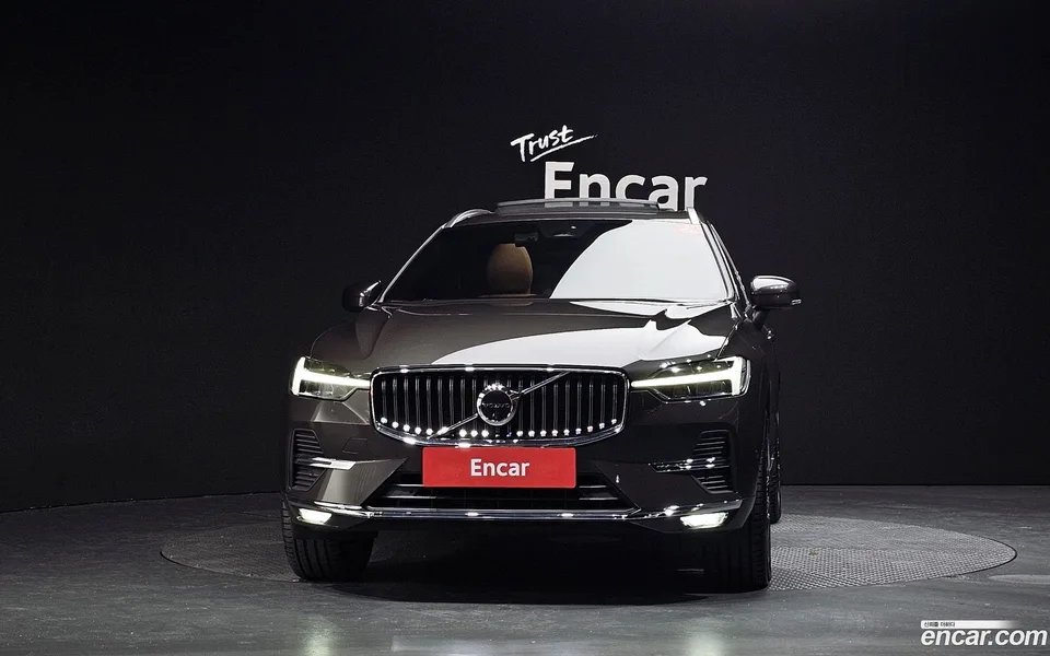 Volvo XC60 B5 2022 — миниатюра 3