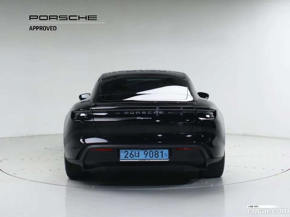 Porsche Taycan 2024 — миниатюра 4