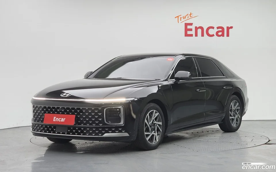 Hyundai Grandeur 2.5 2WD 2024 — фото 1, купить с доставкой в Москву