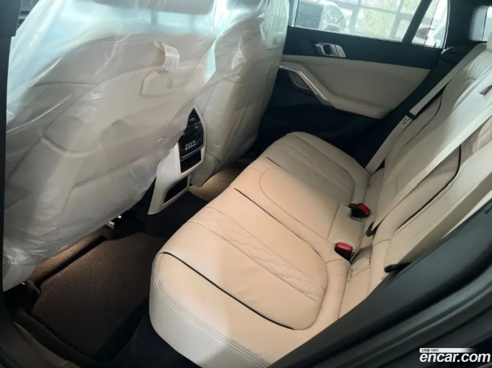 BMW X6 xDrive40i M 2026 — миниатюра 3