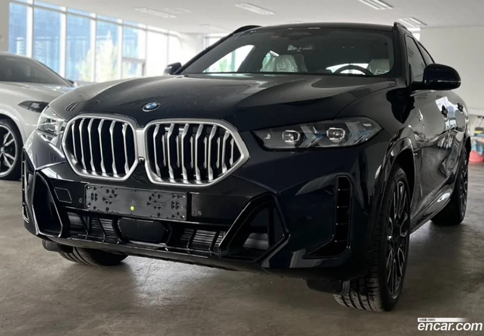 BMW X6 xDrive40i M 2026 — миниатюра 5