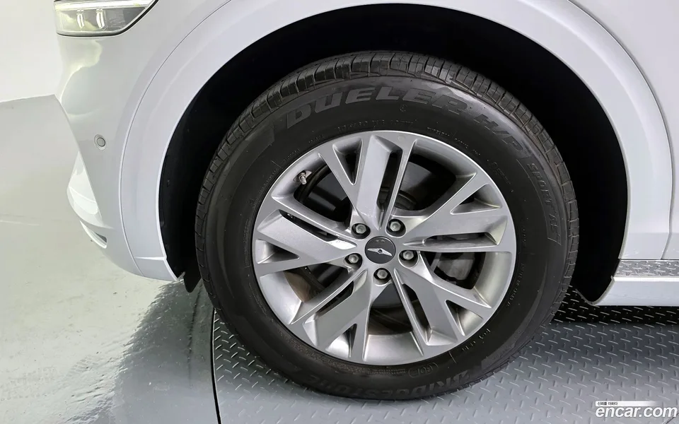 Genesis GV70 2.5T AWD 2023 — миниатюра 2