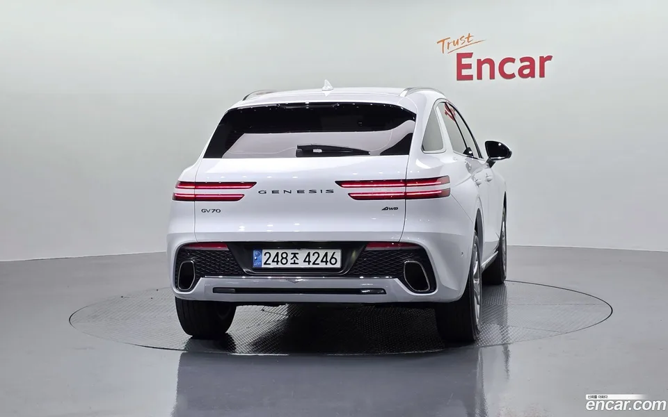 Genesis GV70 2.5T AWD 2023 — миниатюра 4