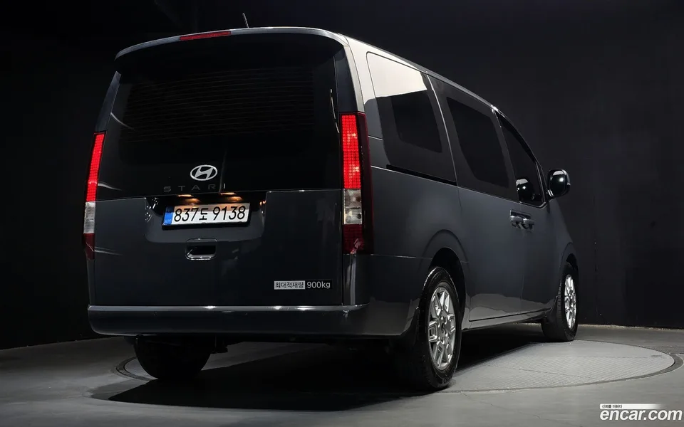 Hyundai Staria 3 2025 — миниатюра 2