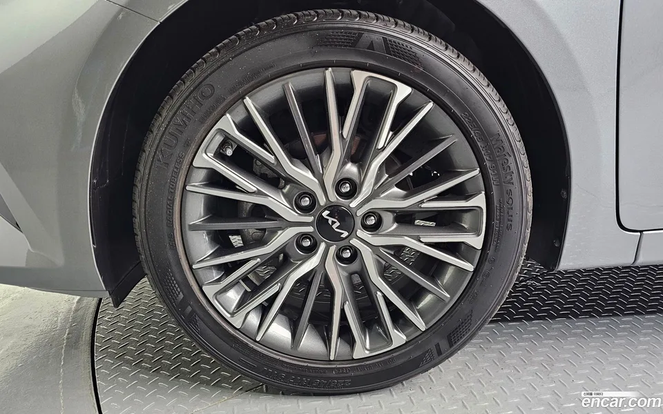 Kia K3 1.6 2024 — thumbnail 5