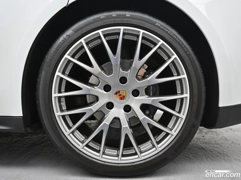 Porsche Panamera (976) 2.9 AWD 2024 — миниатюра 2