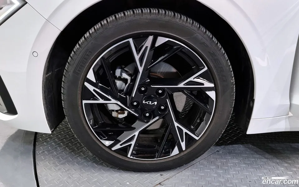 Kia K5 Hybrid 2025 — миниатюра 5