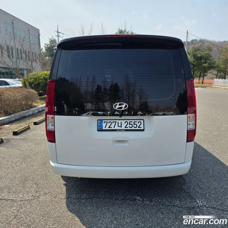 Hyundai Staria 11 2024 — миниатюра 4