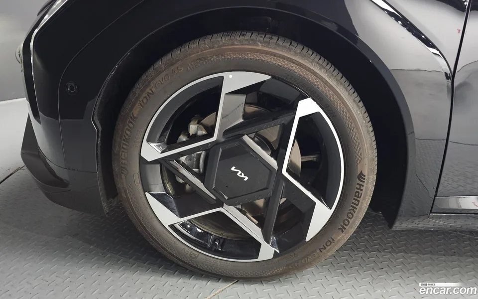 Kia EV4 2WD 2025 — миниатюра 5