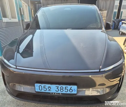 Tesla Model Y 2025 buy in Moscow