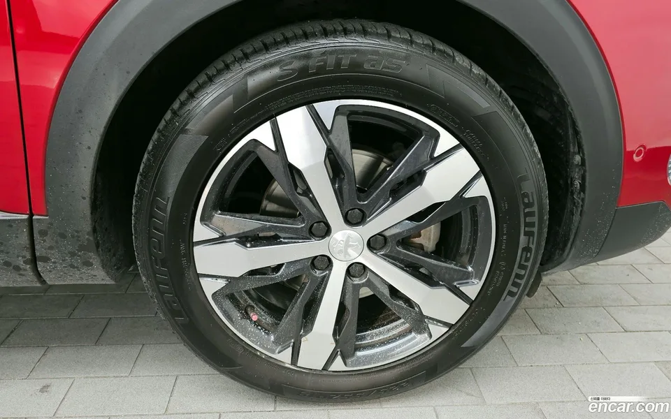 Peugeot 3008 1.2 Pure Tech GT 2022 — миниатюра 2