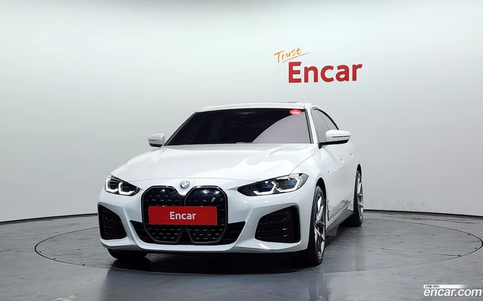 BMW i4 eDrive40 M 2023 — миниатюра 3