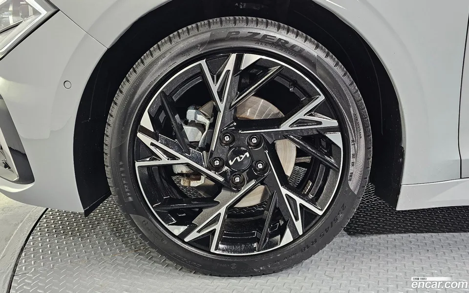 Kia K5 Hybrid 2024 — миниатюра 5