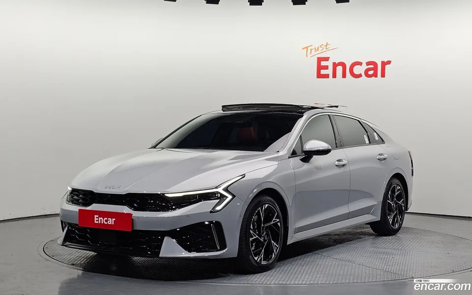 Kia K5 Hybrid 2024 — фото 1, купить с доставкой в Москву