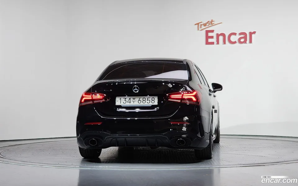 Mercedes-Benz A-Class AMG A35 4MATIC 2022 — миниатюра 4