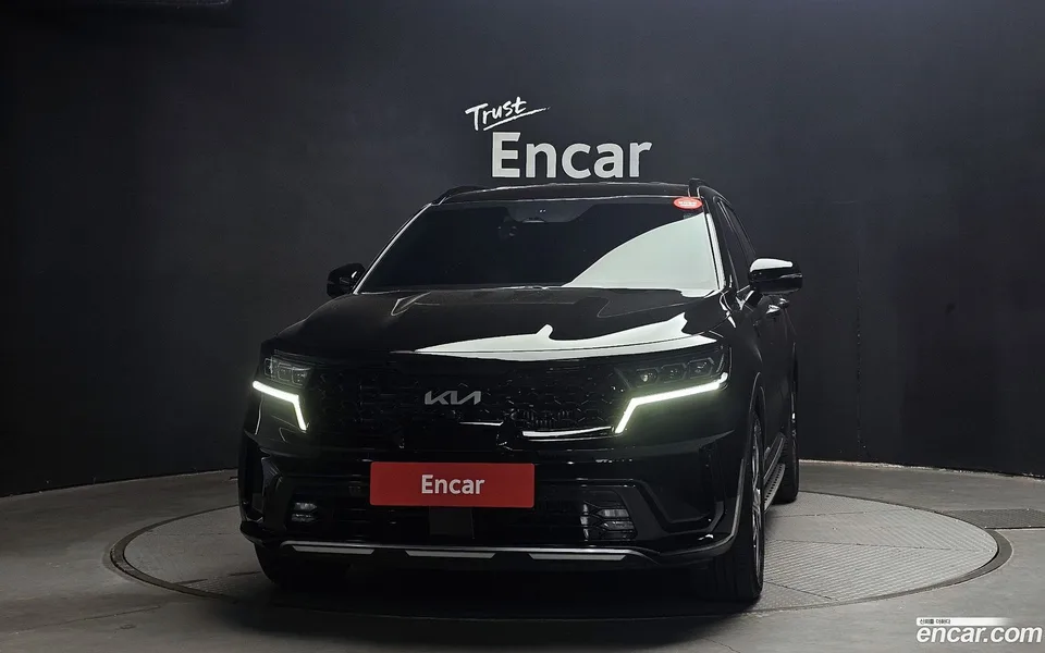 Kia Sorento HEV 1.6 2WD 2023 — миниатюра 3