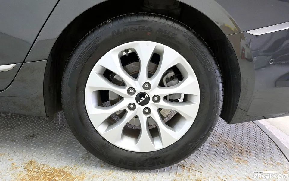 Kia K8 2.5 2WD 2023 — миниатюра 5