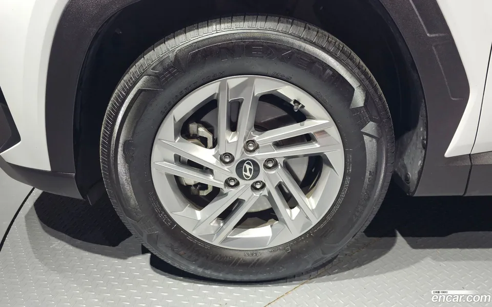Hyundai Tucson NX4 2.0 4WD 2024 — миниатюра 2