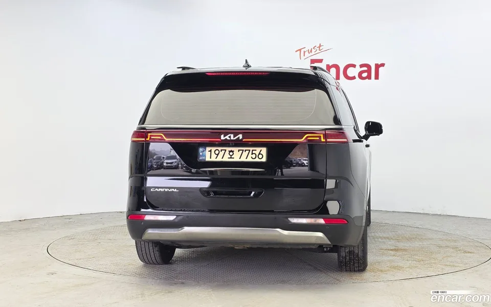 Kia Carnival 9 2022 — миниатюра 4