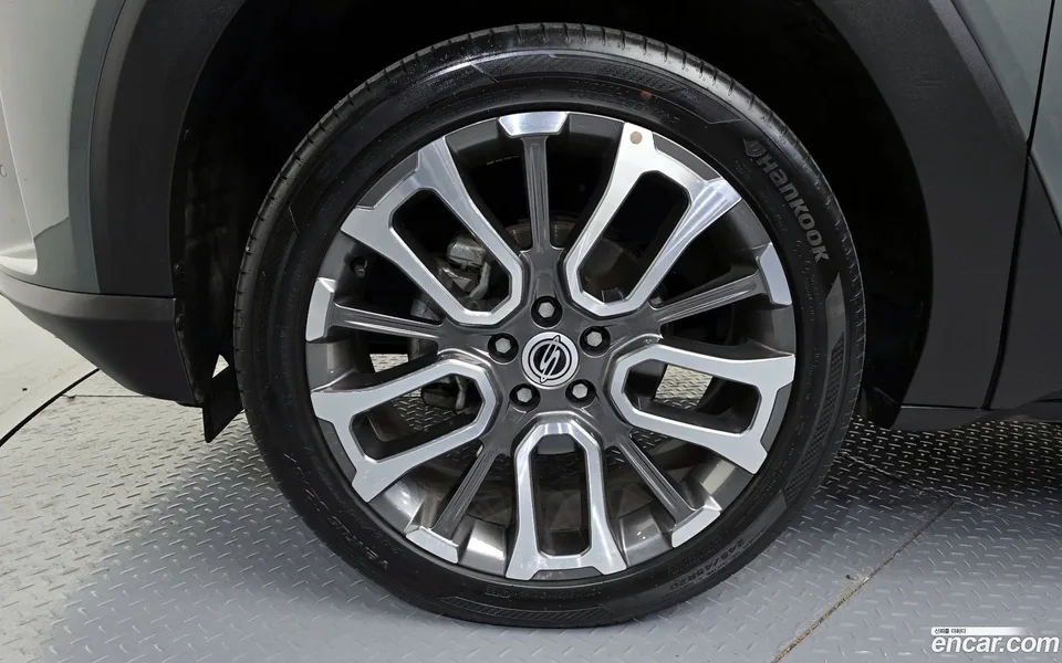 KG Mobility Torres 1.5 2WD 2022 — thumbnail 2