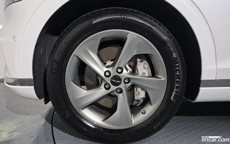 Genesis GV70 2.5T 2WD 2024 — миниатюра 2