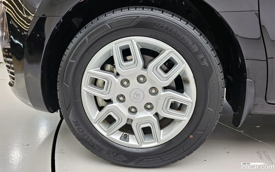 Hyundai Staria 9 2022 — миниатюра 5