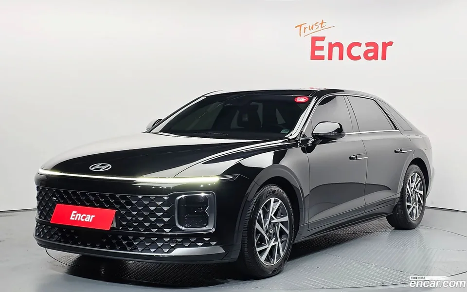 Hyundai Grandeur Hybrid 2023 — фото 1, купить с доставкой в Москву