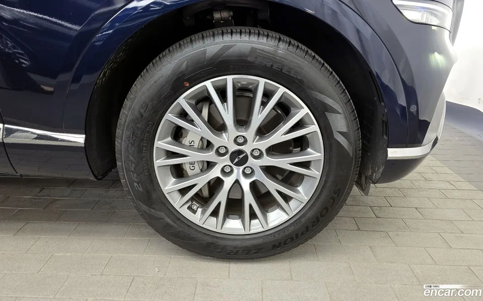 Genesis GV80 2.5T 2WD 2024 — миниатюра 2
