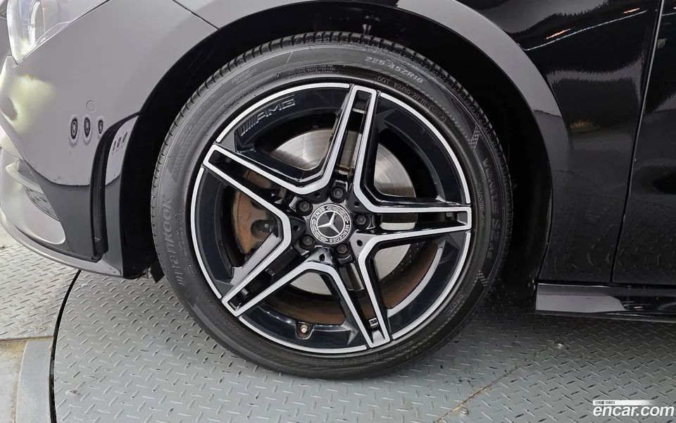 Mercedes-Benz CLA-Class CLA250 4MATIC 2022 — миниатюра 2