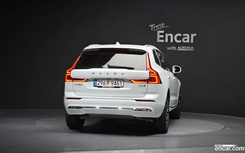 Volvo XC60 B5 2022 — миниатюра 4
