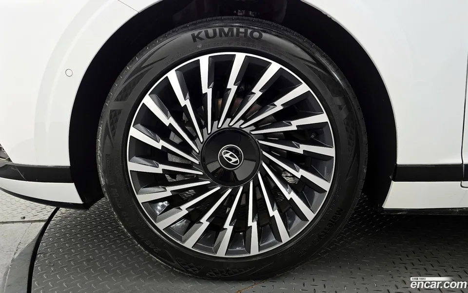 Hyundai Grandeur Hybrid 2024 — миниатюра 2