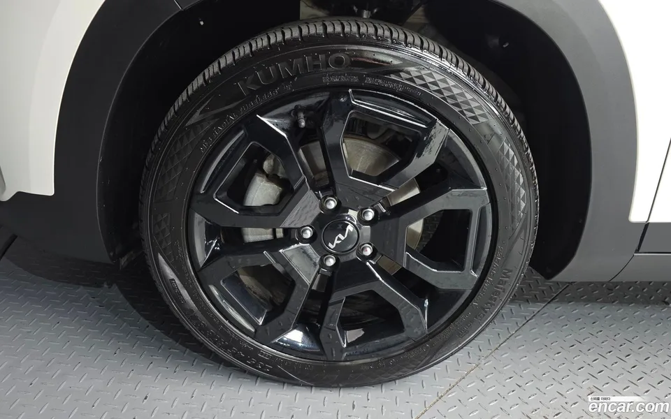 Kia Seltos 1.6 2WD 2023 — миниатюра 5