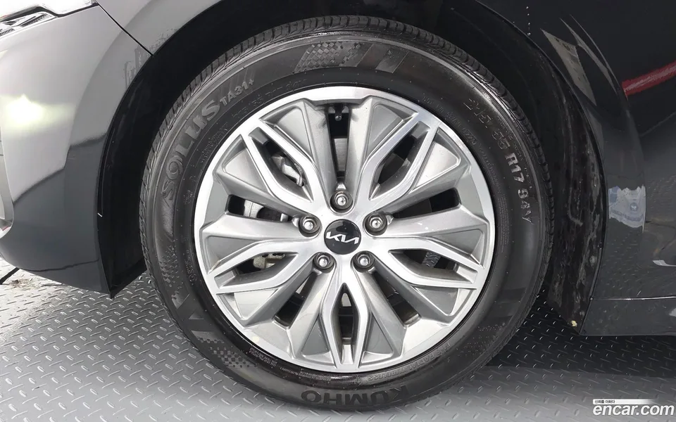 Kia K5 Hybrid 2023 — миниатюра 2