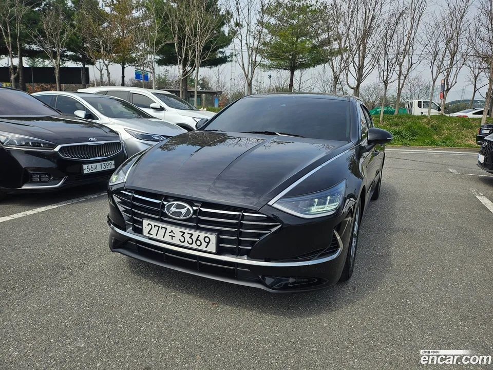 Hyundai Sonata 2.0 LPG() 2022 — photo 1, buy with delivery to Moscow