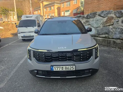 Kia Carnival 2024 buy in Moscow