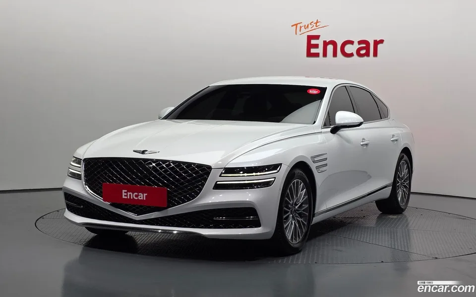 Genesis G80 2.5 2WD 2023 — фото 1, купить с доставкой в Москву