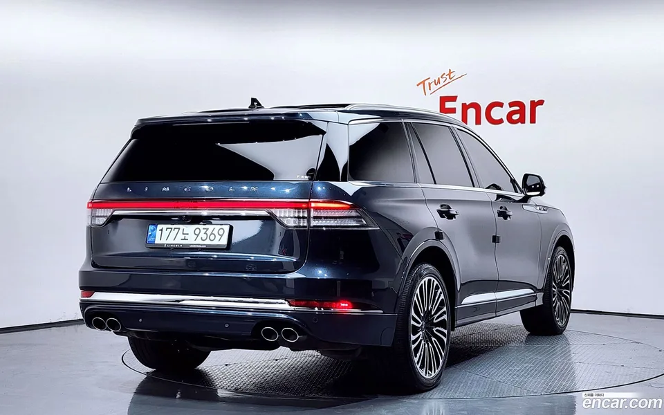 Lincoln Aviator 3.0 AWD 2022 — миниатюра 2