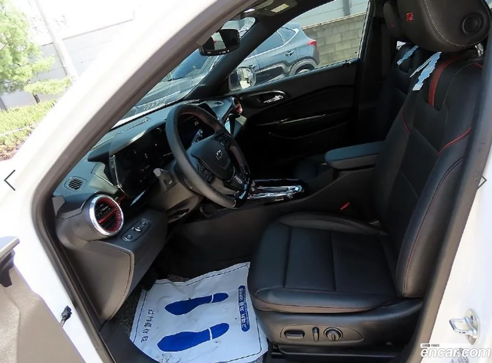 Chevrolet Trax Crossover 1.2 RS 2023 — миниатюра 2