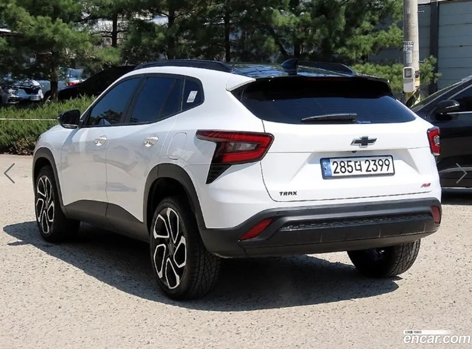 Chevrolet Trax Crossover 1.2 RS 2023 — миниатюра 3