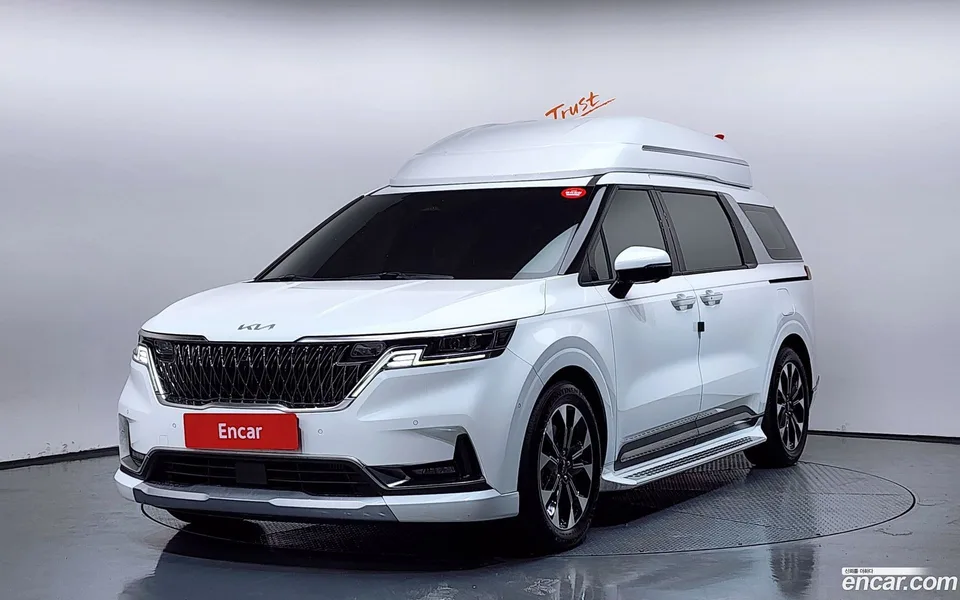 Kia Carnival 9 2022 — photo 1, buy with delivery to Moscow