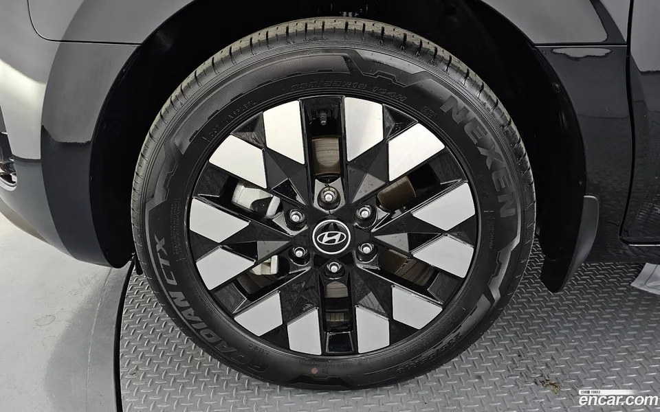 Hyundai Staria HEV 1.6 9 2024 — миниатюра 2
