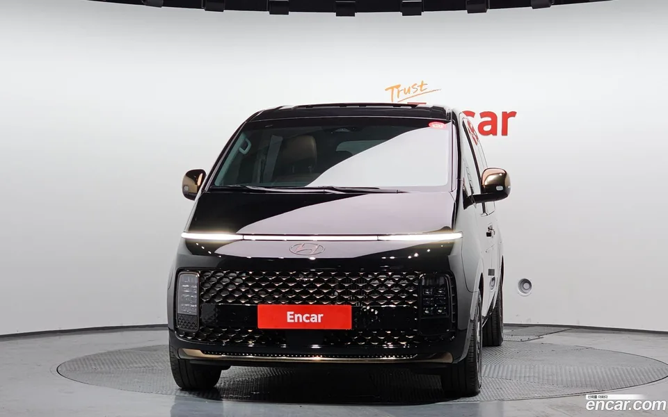 Hyundai Staria HEV 1.6 9 2024 — миниатюра 3