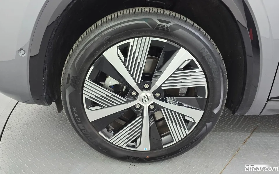 Renault Samsung Grand Koleos 1.5 E-TECH 2WD 2024 — миниатюра 2