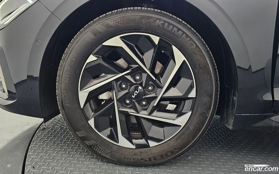Kia K5 Hybrid 2025 — миниатюра 2