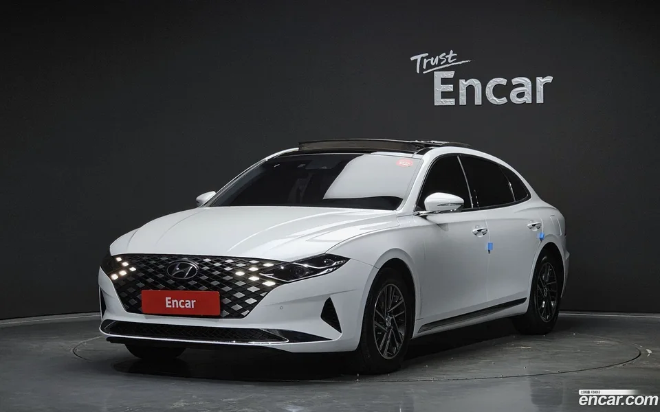 Hyundai Grandeur IG 3.0 LPi () 2022 — фото 1, купить с доставкой в Москву