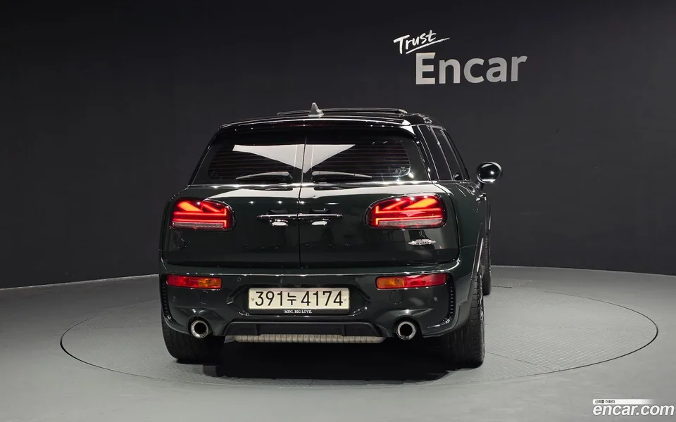 MINI Cooper S Clubman JCW 2023 — миниатюра 4